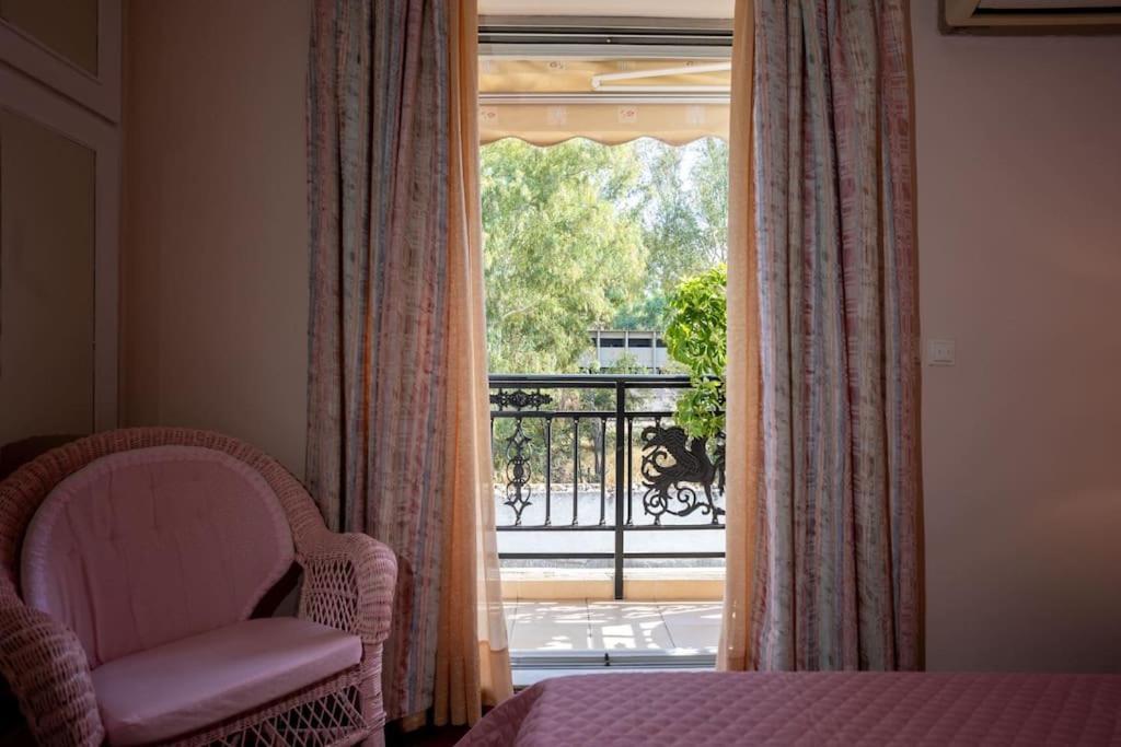 Angela Stylist House Apartment พีเรียส ภายนอก รูปภาพ